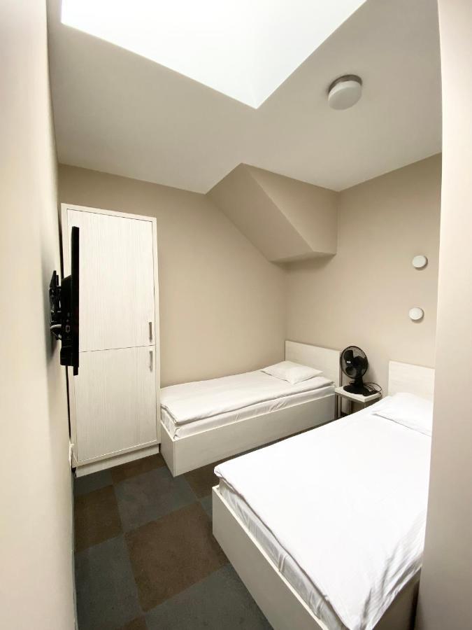 Hostel Promenada Rzeszów Extérieur photo
